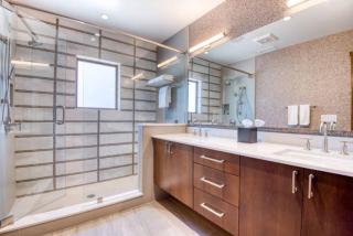 Riverfront Townhome 19 by East West Hospitality - 1