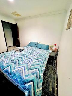 Long Term Stay FiFO Queen Size Bedroom Near Sawn River City Fremantle University - 0