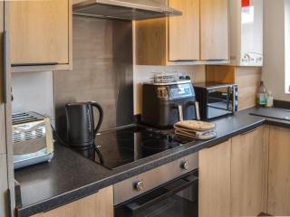 Grosvenor Apartment - High Heaton - 4