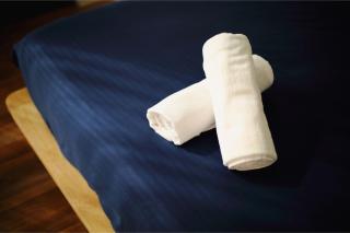 Afiniti 2BR Sunlit Designer - 3 Min To Legoland - 4