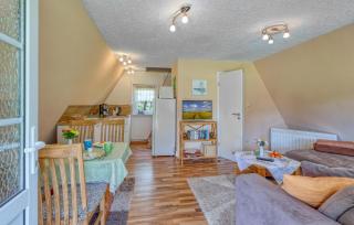 2 Bedroom Stunning Home In Dabel - 6