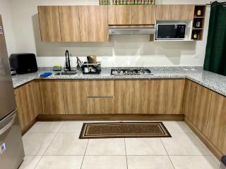 Habitación privada en zona residencial, El Marques - 9