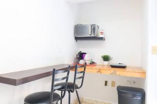 Spacious Room with Two Double Beds - 8