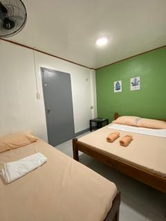 Em's Homestay - 8