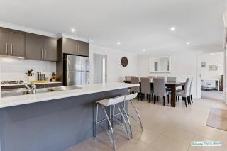 Tayana Escape - Cowes - 9