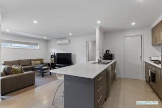 Tayana Escape - Cowes - 6