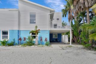 Beautiful Fort Myers Beach House - 8