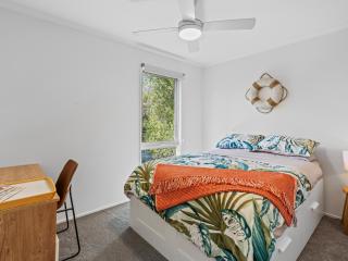 Finch's Landing Rye by Ready Set Stay - BYO linen and towels - Rye - 3