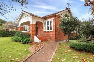 Step Back in Time on Dean - Albury - 0