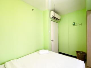 Stunning and Homey 2BR Pool View Green Bay Pluit Apartment By Travelio - Jakarta - 7