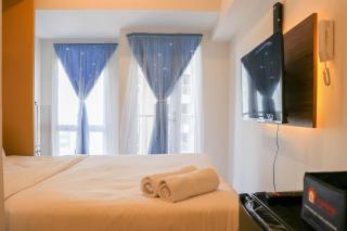 Minimalist and Restful Studio Tokyo Riverside PIK 2 Apartment By Travelio - Rawalembang - 5