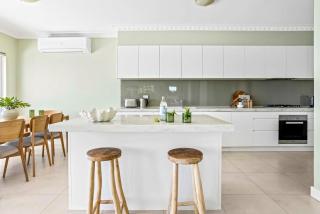 Ocean Front Luxury The Lambeth Walk - Bundeena - 7