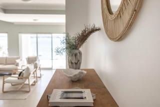 Ocean Front Luxury The Lambeth Walk - Bundeena - 1