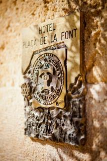 Plaça De La Font - 4