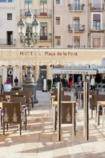 Plaça De La Font - 2