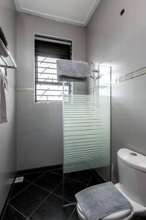 Cozy 1 bedroom apartment near shopping malls, Commonwealth Resort Munyonyo - Kampala - 4