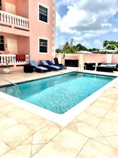 Seashades 2BR 1 full and 1 half bathrooms Condo with pool Close to beach Sleeps 4 - Christ Church - 1