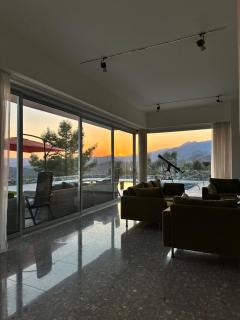 Luxury Villa Pluto Stunning Mountain Views - Ora - 1