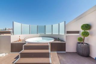 Elegant Loft with Jacuzzi - Ayía Marína - 8