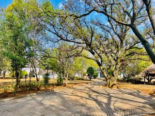 Oak Gardens Bed and Breakfast - 6