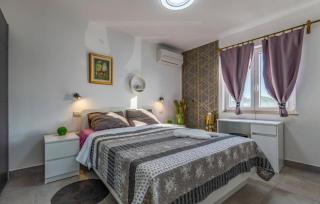House Dusa - 2