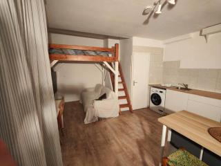 Studio rénové centre-ville Nîmes - 1