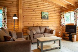 Quail Lodge - Nordic Log Cabin - Selby - 4