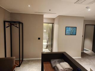 Queentown hotel - Goyang - 7