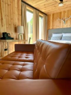 Brown Deer - z Sauną na Tarasie, Jacuzzi i Widokiem na Góry - by Deer Hills Luxury Apartments - Kocoń - 8