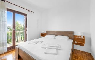 2 Bedroom Awesome Apartment In Sibenik - 3