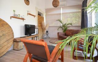 Amazing Home In Arles - 4