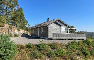 3 Bedroom Nice Home In Lyngdal - Lyngdal - 1