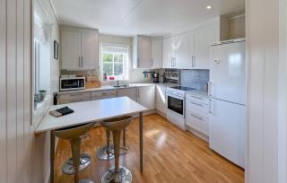 3 Bedroom Nice Home In Lyngdal - Lyngdal - 5