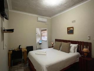 Abrama Bed And Breakfast - Francistown - 9