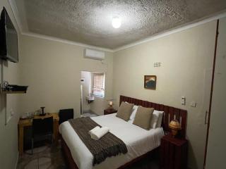Abrama Bed And Breakfast - Francistown - 6