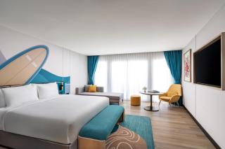 M Social Hotel Phuket - Strand Patong - 9
