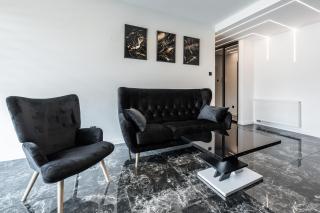 Black Luxury Apartment - 5