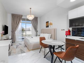 Luxurious Haven Studio In Jewelz-Arjan - Dubai - 9