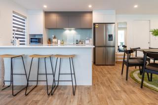 Park and Stay 4BR Townhouse near Avon River - Linwood - 6