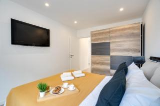 Host Wise - Bright Seaside Flat - Póvoa de Varzim - 1