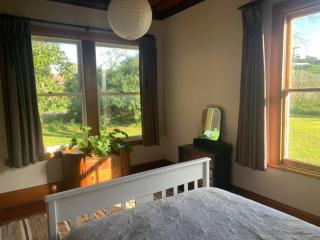 Havelock North Cottage on Organic Orchard - Havelock North - 1