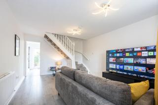 Luxury House by Etihad and Coop Arena - Manchester - 1