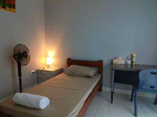 Fitz & Oritz Homestay - 2