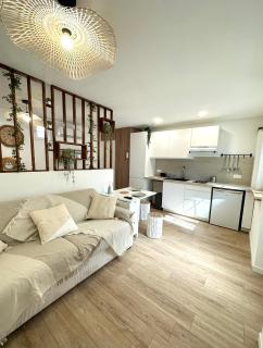 Le Cocon de Montpellier - Hyper-Centre, Standing & Confortable, Full Équipé - 5