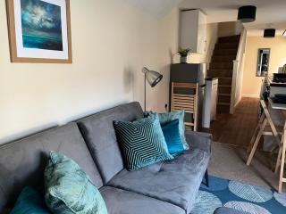 Cosy, Central Home - Lincolnshire - 6