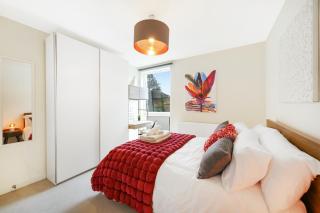 Chic London Apartment Zone 2 - 5