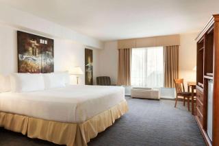 Days Inn by Wyndham Niagara Falls Centre St By the Falls - Niagara Falls - 4