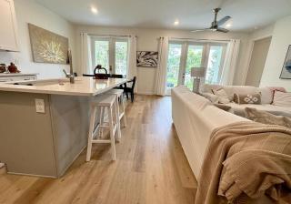 Dora's Heart New 3br King Bed Brand New - Mount Dora - 1