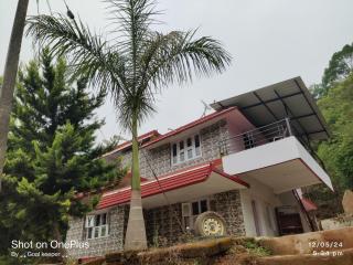 Chandrapriya Homestay - Madikeri - 2