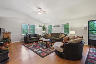 Whispering Pines - Spectacular Views & Hot Tub home - Burnsville - 9